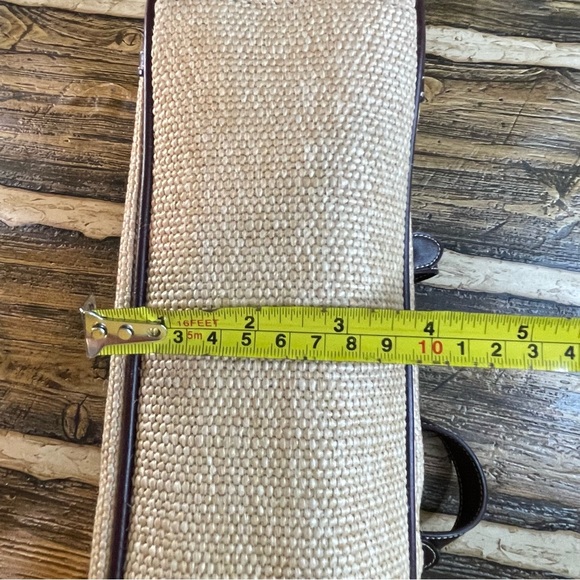 Etienne Aigner woven tan jute handbag with burgundy trim - Picture 3 of 16